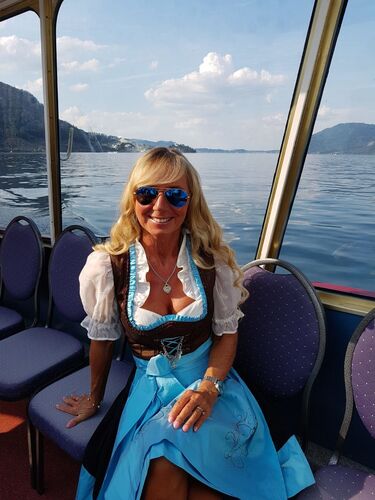 Trachtenvoting - Anita aus Steyr