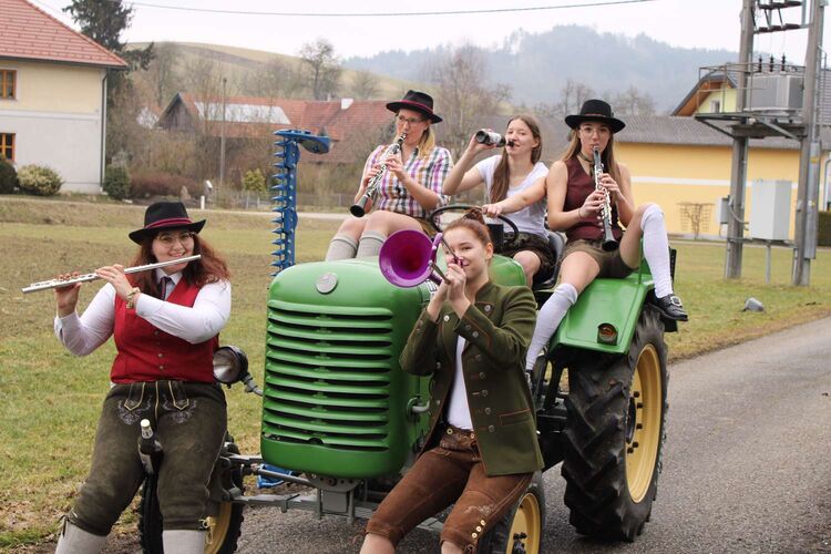 Trachtenvoting - Lena aus Eferding