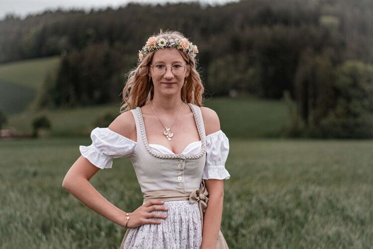 Trachtenvoting - Valentina  aus Ried