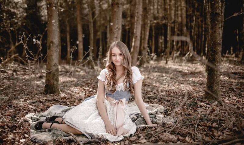 Trachtenvoting - Michaela  aus Ried