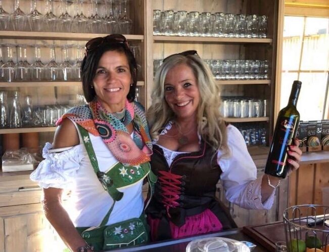 Trachtenvoting - Monika aus Linz-Land