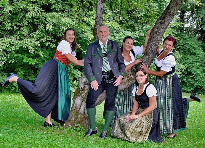 Trachtenvoting - Helmut aus Linz-Land