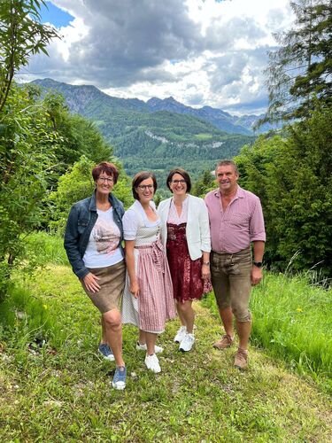 Trachtenvoting - Sandra aus Linz-Land