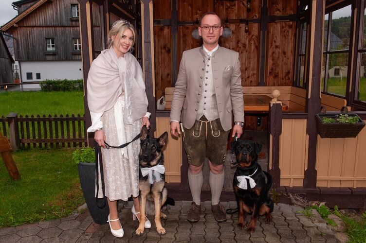 Trachtenvoting - Janine aus Wels