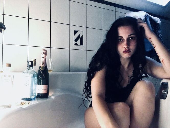 Young at Art - Ricarda K. ( 23 ) aus Perg