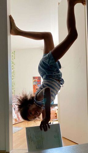 Zeig's Zeignis - Nora aus Linz