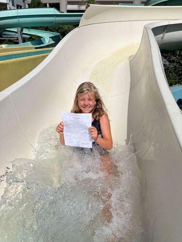 Zeigs Zeignis - Sarah aus Braunau