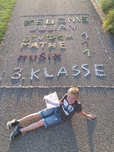 Zeigs Zeignis - Julian aus Braunau