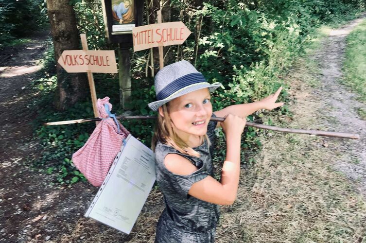 Zeigs Zeignis - Ellena aus Ried