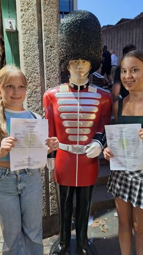 ZeigsZeignis -  Lisa und Helena aus Schärding