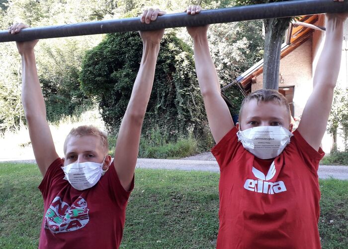 Zeig's Zeignis - Maximilian und Philipp aus Braunau