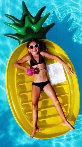 Zeig's Zeignis - Hannah  aus Braunau