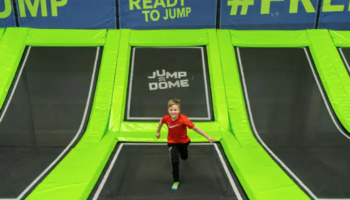 18. April: 10er Block für 60 Minuten Sprungzeit im Wert von €184,-