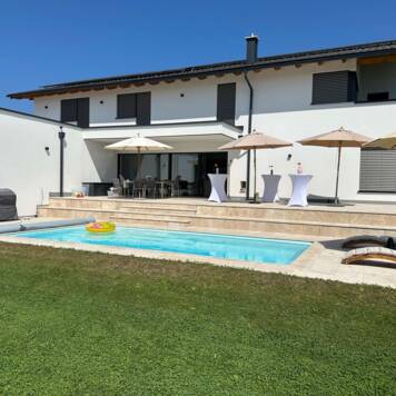 Lorena aus Vöcklabruck