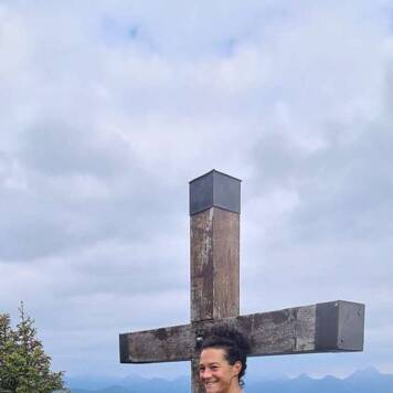 die_dirndlerin  aus Wels