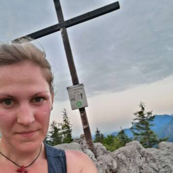 Viktoria  aus Kirchdorf