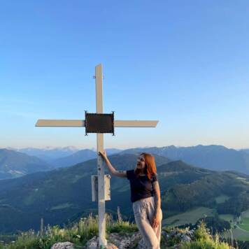 Madeleine aus Linz-Land