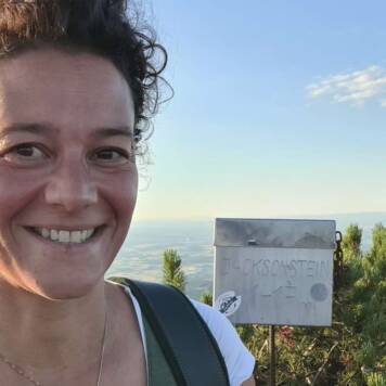 die_dirndlerin  aus Wels