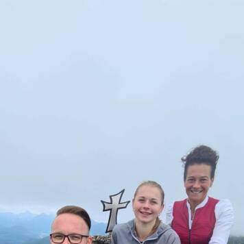 Eva-Lucia  aus Kirchdorf