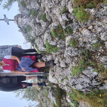 die_dirndlerin  aus Wels