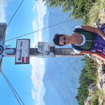 die_dirndlerin  aus Wels