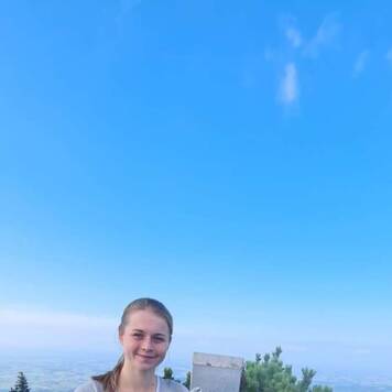 Eva-Lucia  aus Kirchdorf