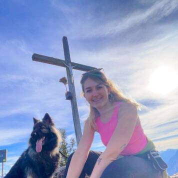 Olivia Estella aus Gmunden