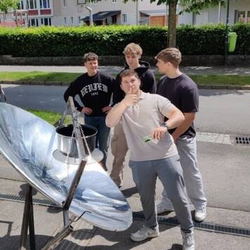  Sonnenenergie verbindet – ein grenzüberschreitendes Schulprojekt - HAK & HTL Freistadt