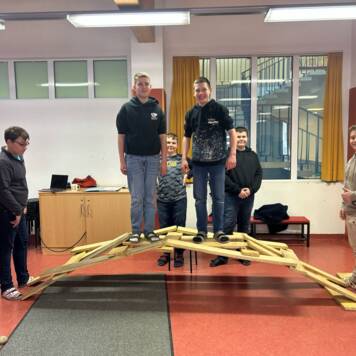  Brückenbau und Kuppelbau - Nachhaltige Bautechniken - Mittelschule Buchkirchen