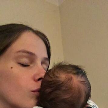 Katrin aus Linz (Karenz) - 