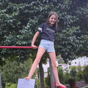 Annalena  aus Grieskirchen