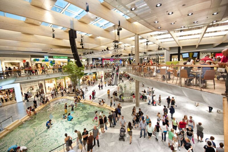 Am 2. Mai sperren alle Geschäfte in der Varena wieder auf