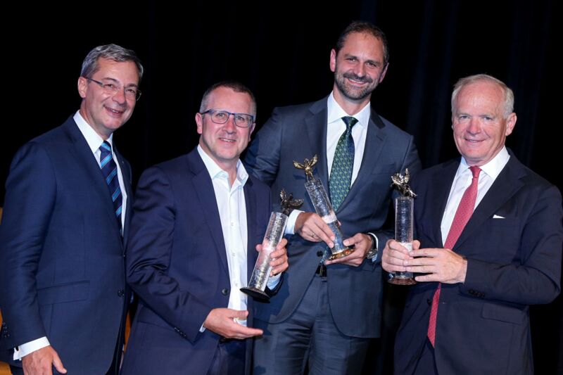 Pegasus FACC bekommt Wirtschaftspreis