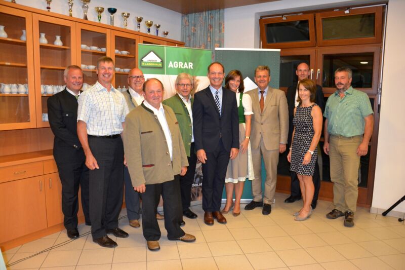 Franz Jetzinger Ist Neuer Obmann Des Raiffeisen Lagerhauses Amstetten