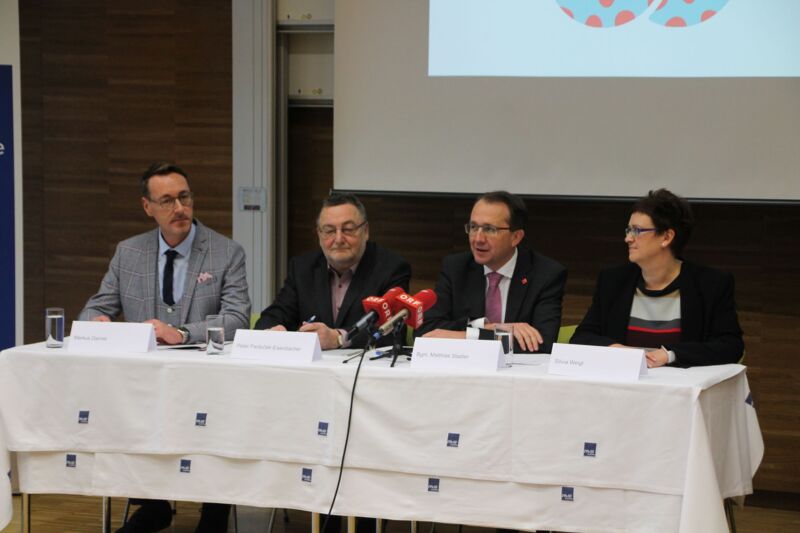 Get Voraussichtlich For iPhone Free