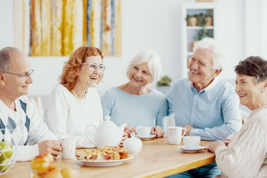 CAFÉ FÜR JUNGGEBLIEBENE