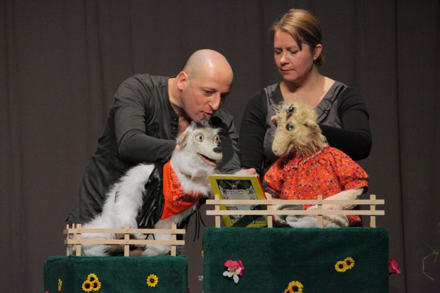 „FUCHS UND RABE“ UND ANDERE FABELN