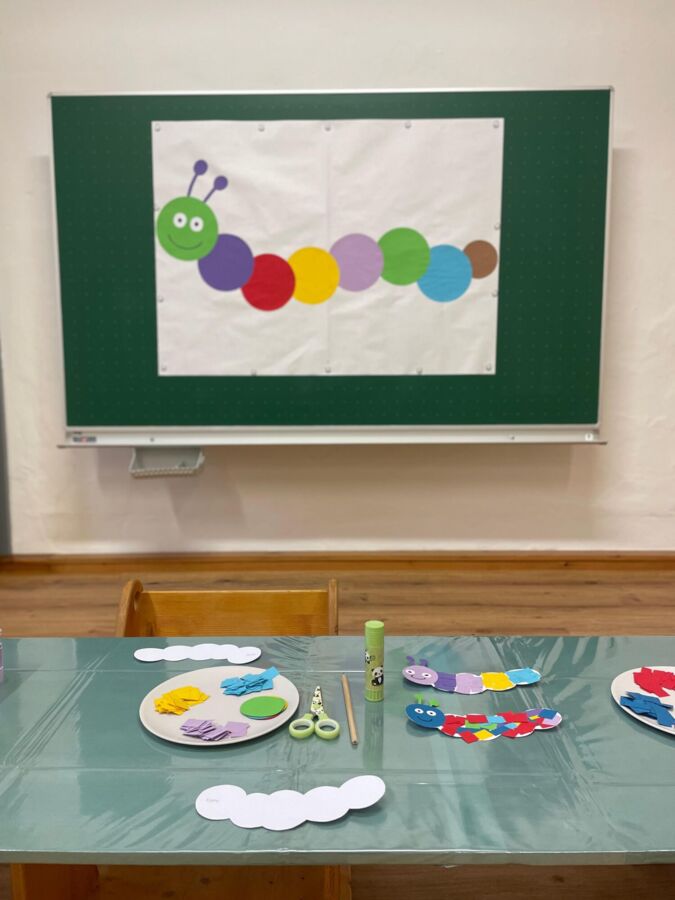 Spielgruppe - Raupen-Bande