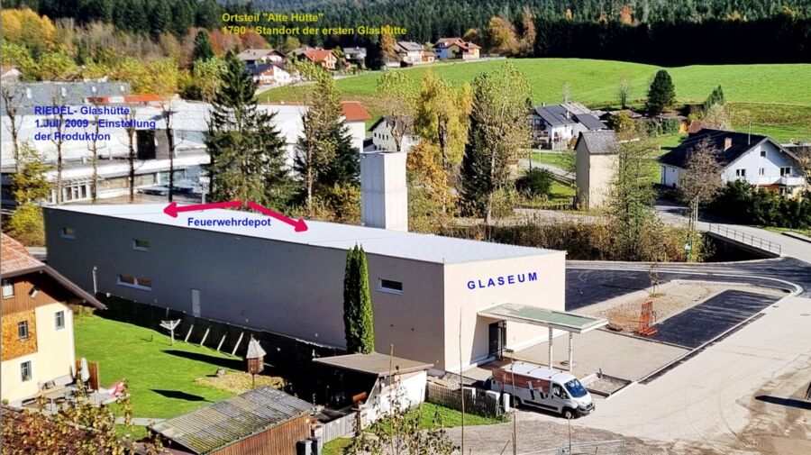 Eröffnung des Glasmuseums in Schneegattern