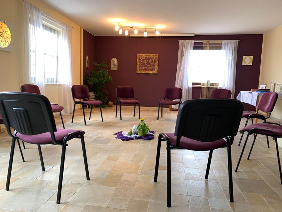 Offene Selbsterfahrungsgruppe mit Systemaufstellung