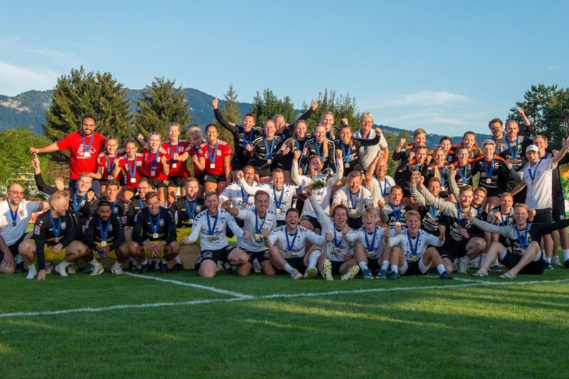 Faustball Team Verteidigt Champions Cup Titel