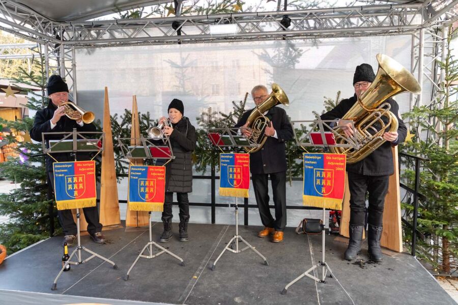 Live-Musik bei Advent am Dom - Bläserquartett der „Lustigen Adjuvanten“