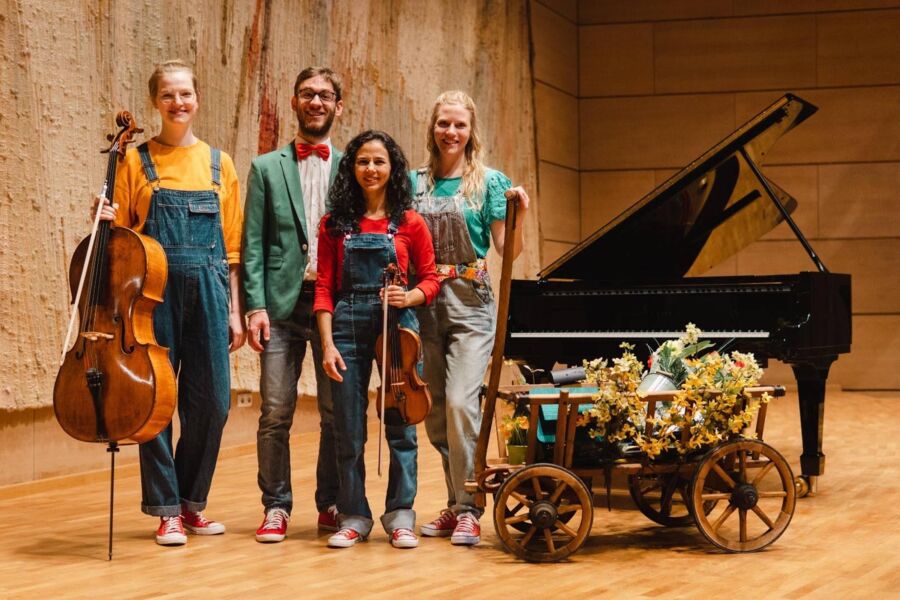 Mitmachkonzert für Groß und Klein: LEITERWAGEN VOLLER LIEDER