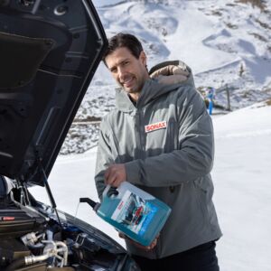 GRAMASTETTEN. SONAX verlost 5x einen 5-Literkanister des Winter-Scheibenreiniger „Greenforest“