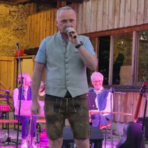 EFERDING. 5x2 Karten für das „Gstanzl Singa“ am 11. September um 14 Uhr, Bräuhaus Eferding