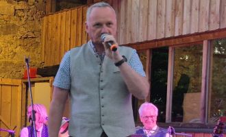 EFERDING. 5x2 Karten für das "Gstanzl Singa" am 11. September um 14 Uhr, Bräuhaus Eferding