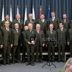 Stelzhamerchor singt im Mennerhaus in Zell am Pettenfirst