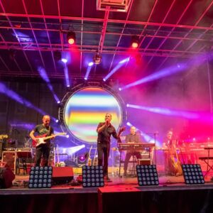 RIED i. I., 3 × 2 Karten für YET ANOTHER FLOYD mit Orchester sINNfonietta am 4. Oktober 2025 in der Messehalle 19