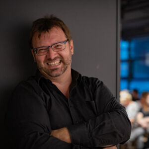 TAISKIRCHEN, 2 × 1 Karte für ANDREAS GRUBER am 28. Jänner im Pfarrheim