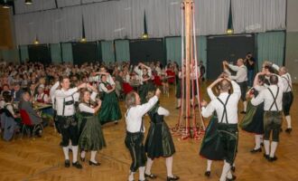 ROHRBACH-BERG. 2x2 Freikarten für den Bezirksbauernball Rohrbach, 16. Februar 2026, Centro